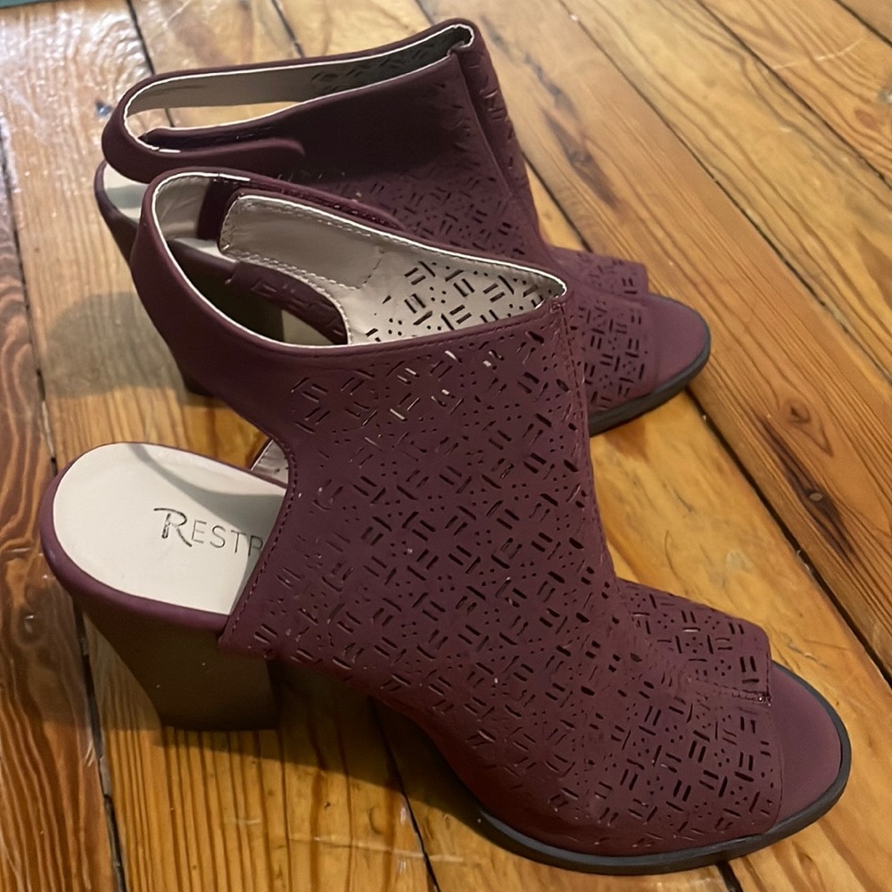Restricted bootie